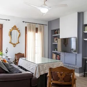 https://espectacular-apartamento-junto-a-la-mezquita.es-andalucia.com